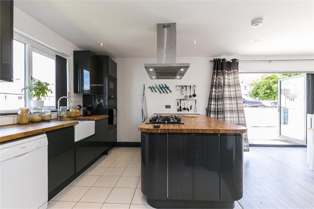 Dreghorn House 4 Bedrooms 3 Toilets 3 Reception Free Parking 233 Mbp Wifi Edinburgh Bagian luar foto