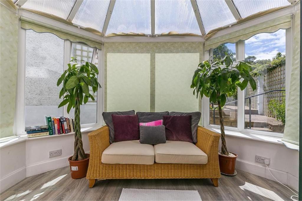 Dreghorn House 4 Bedrooms 3 Toilets 3 Reception Free Parking 233 Mbp Wifi Edinburgh Bagian luar foto