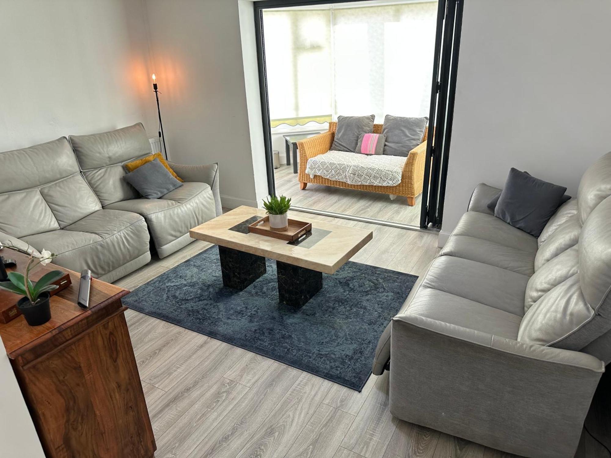 Dreghorn House 4 Bedrooms 3 Toilets 3 Reception Free Parking 233 Mbp Wifi Edinburgh Bagian luar foto